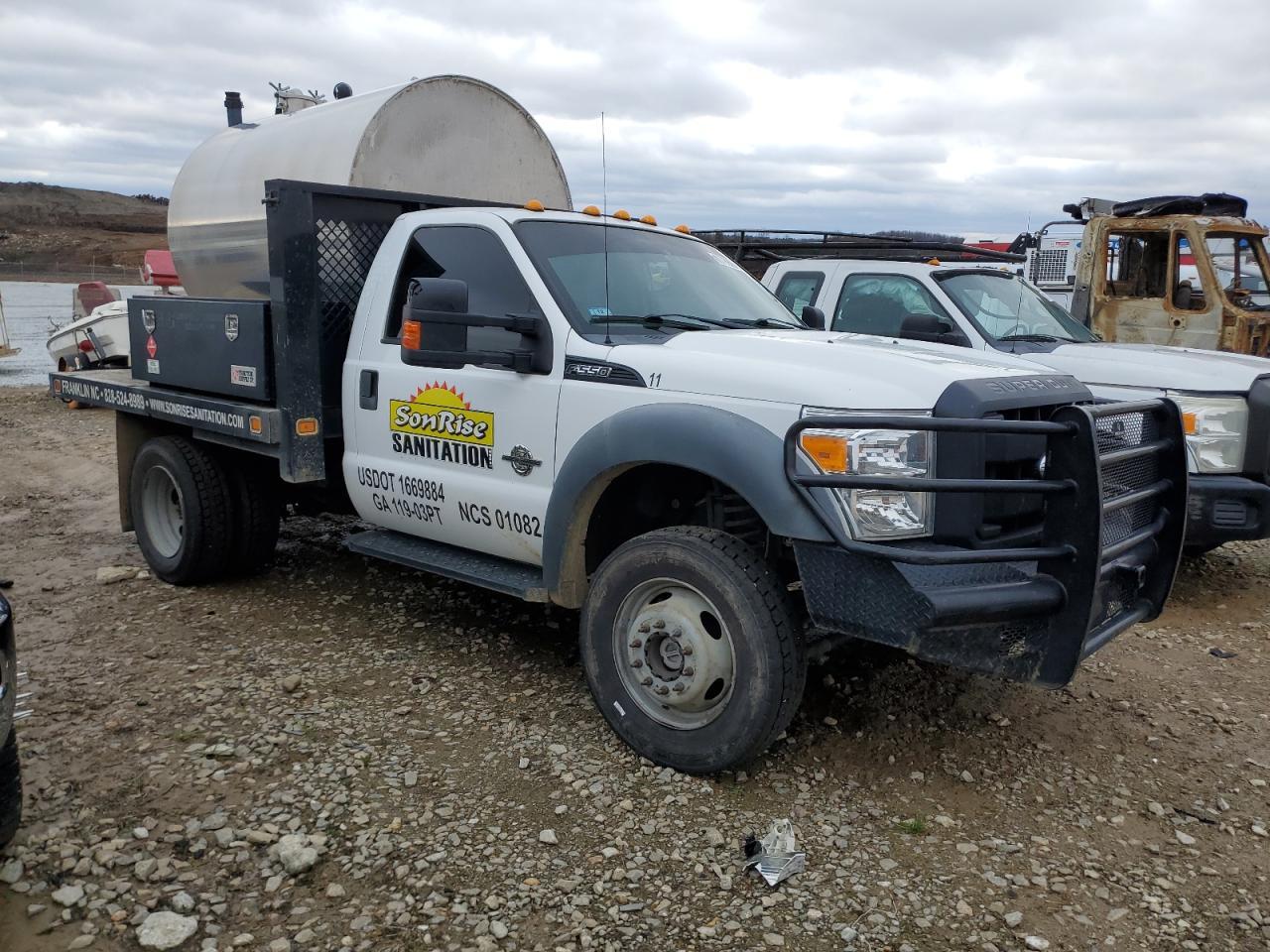2016 Ford F550 Super Duty - Image 4