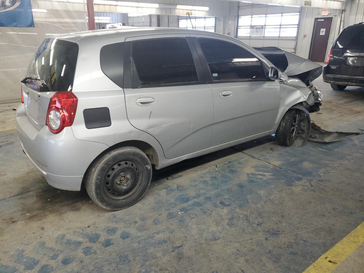 2010 Chevrolet Aveo Ls - Image 3