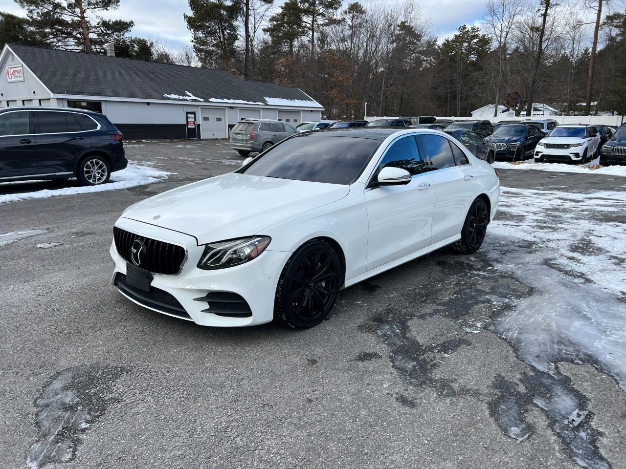 2018 Mercedes-Benz E 300 4Matic - Фото 2