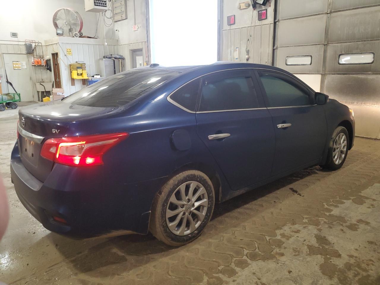 2018 Nissan Sentra S - Фото 3