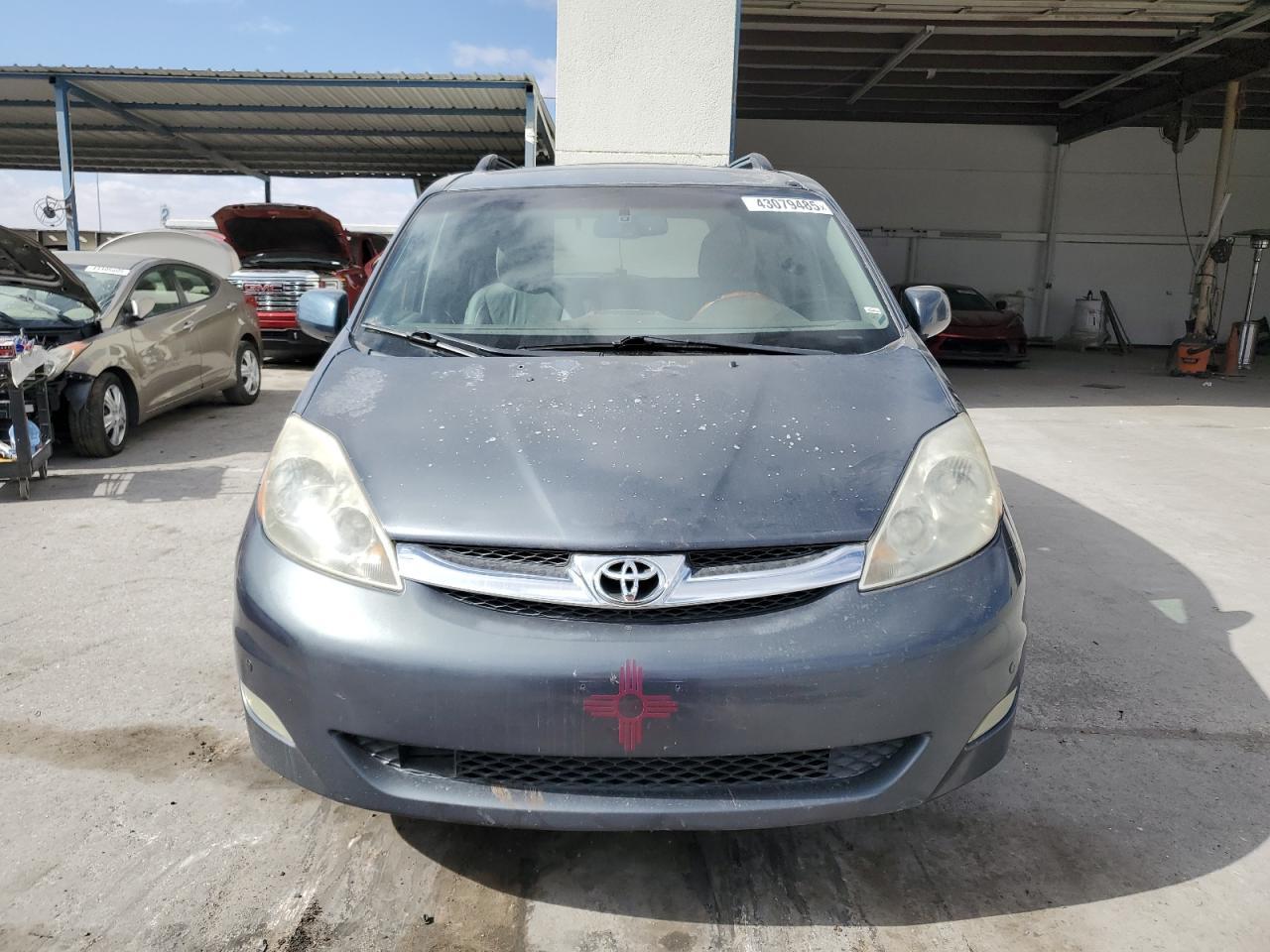 2007 Toyota Sienna Xle - Image 5