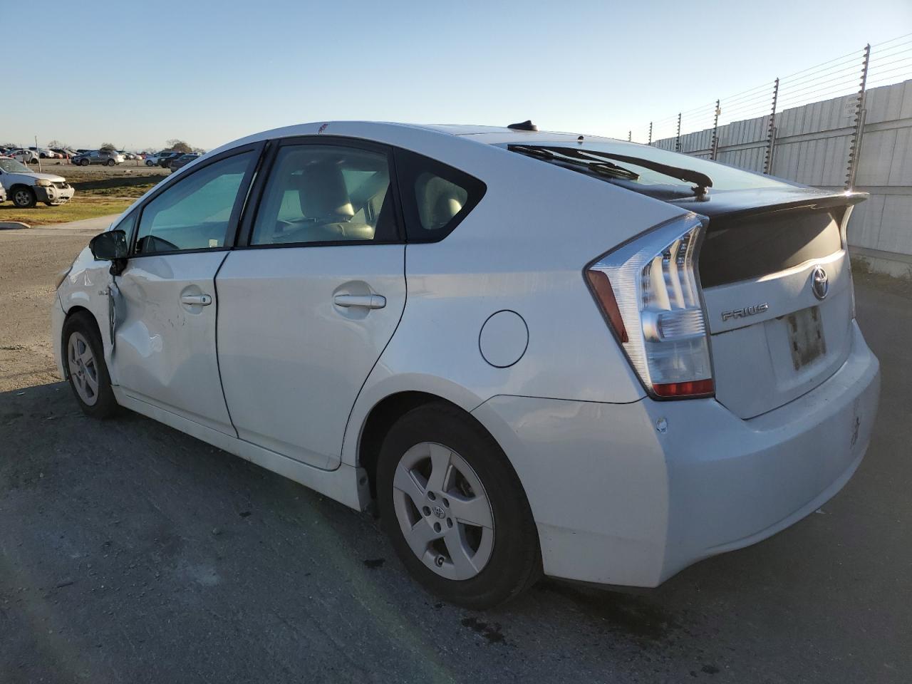 2011 Toyota Prius - Фото 2