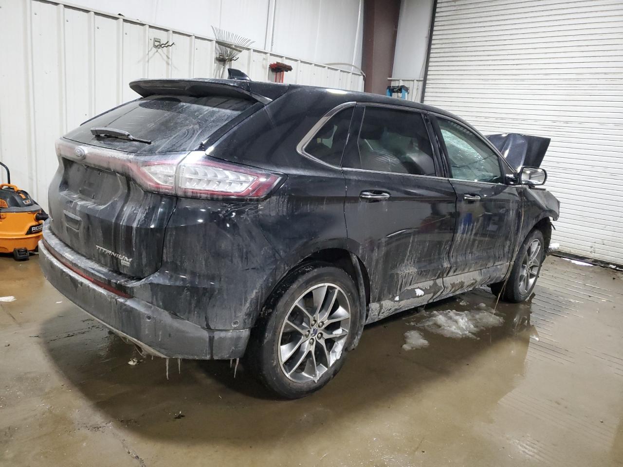2016 Ford Edge Titanium - Фото 3