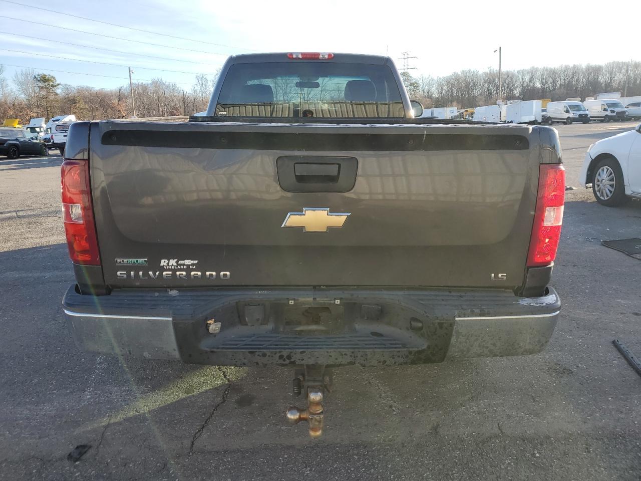 2010 Chevrolet Silverado C1500 - Фото 6