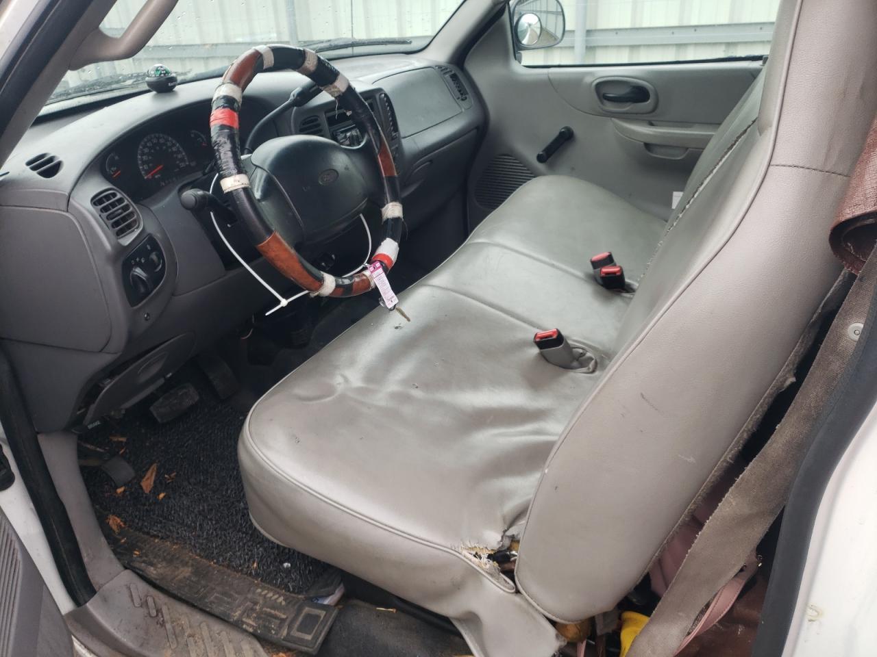 2000 Ford F150 - Image 7