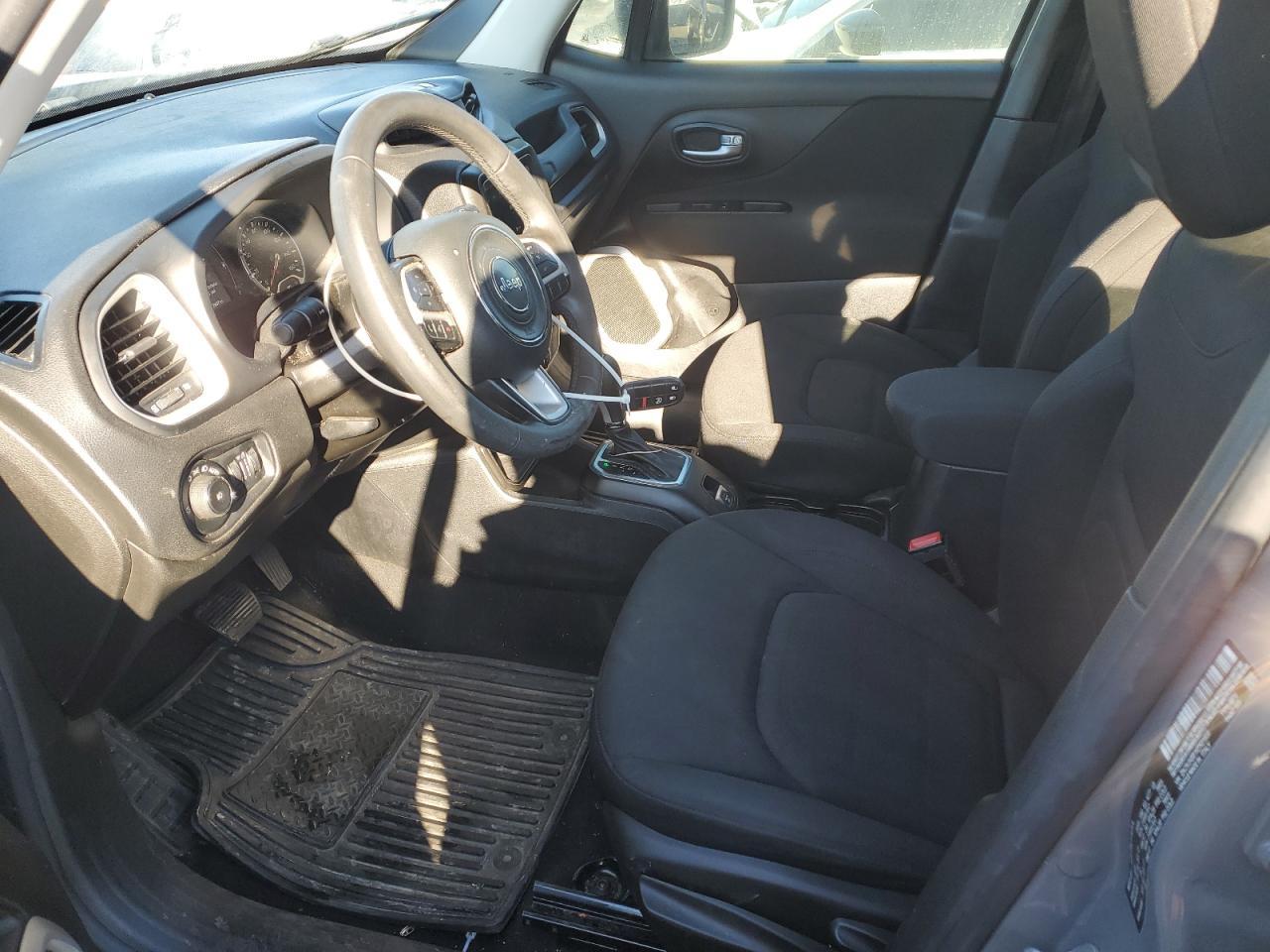 2019 Jeep Renegade Latitude - Image 7