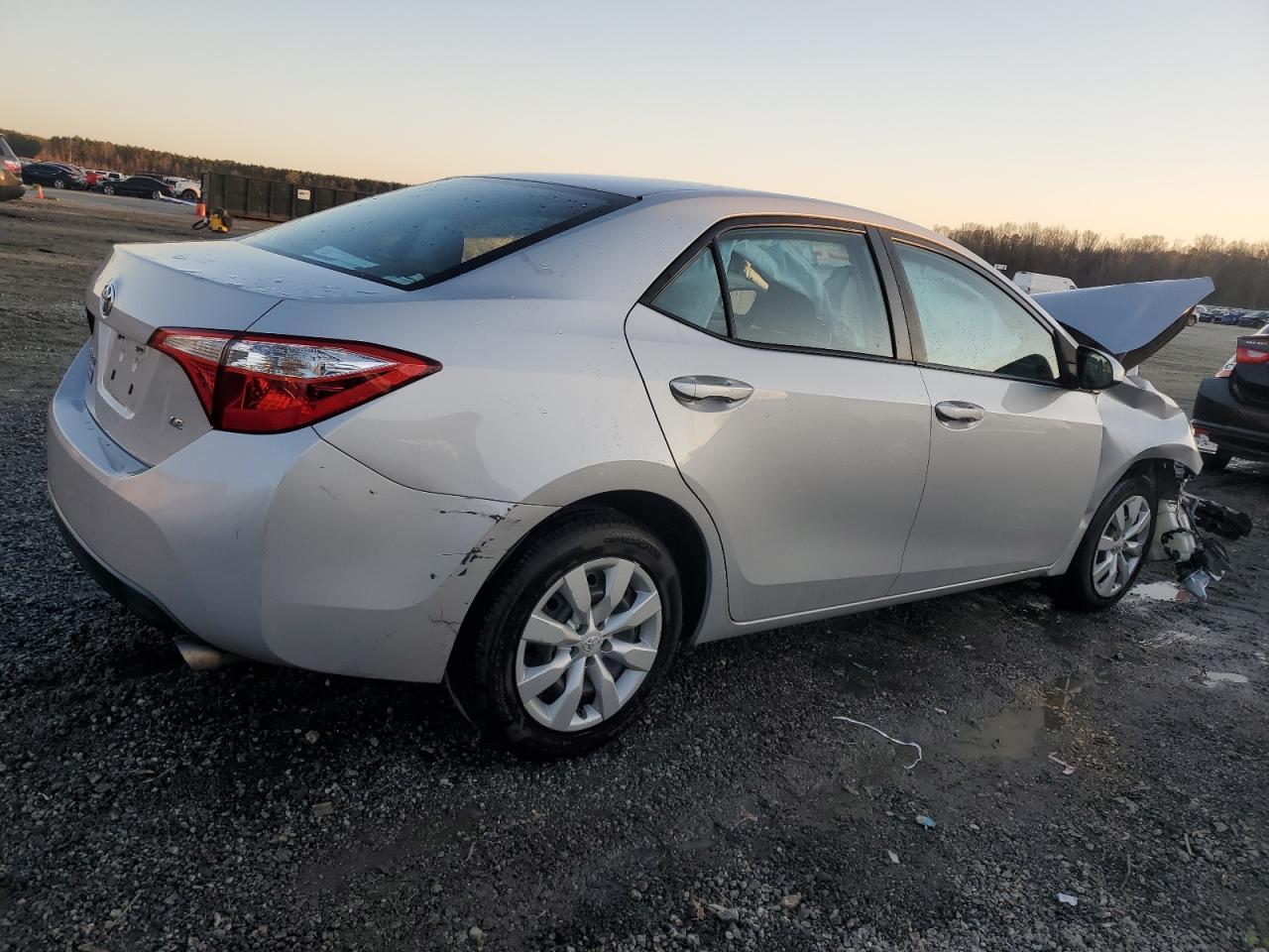 2014 Toyota Corolla L - Фото 3