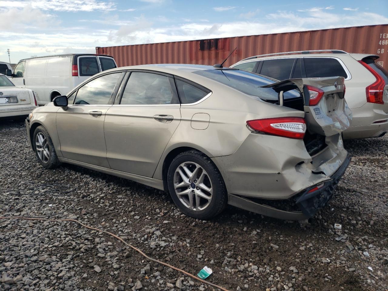 2016 Ford Fusion Se - Фото 2