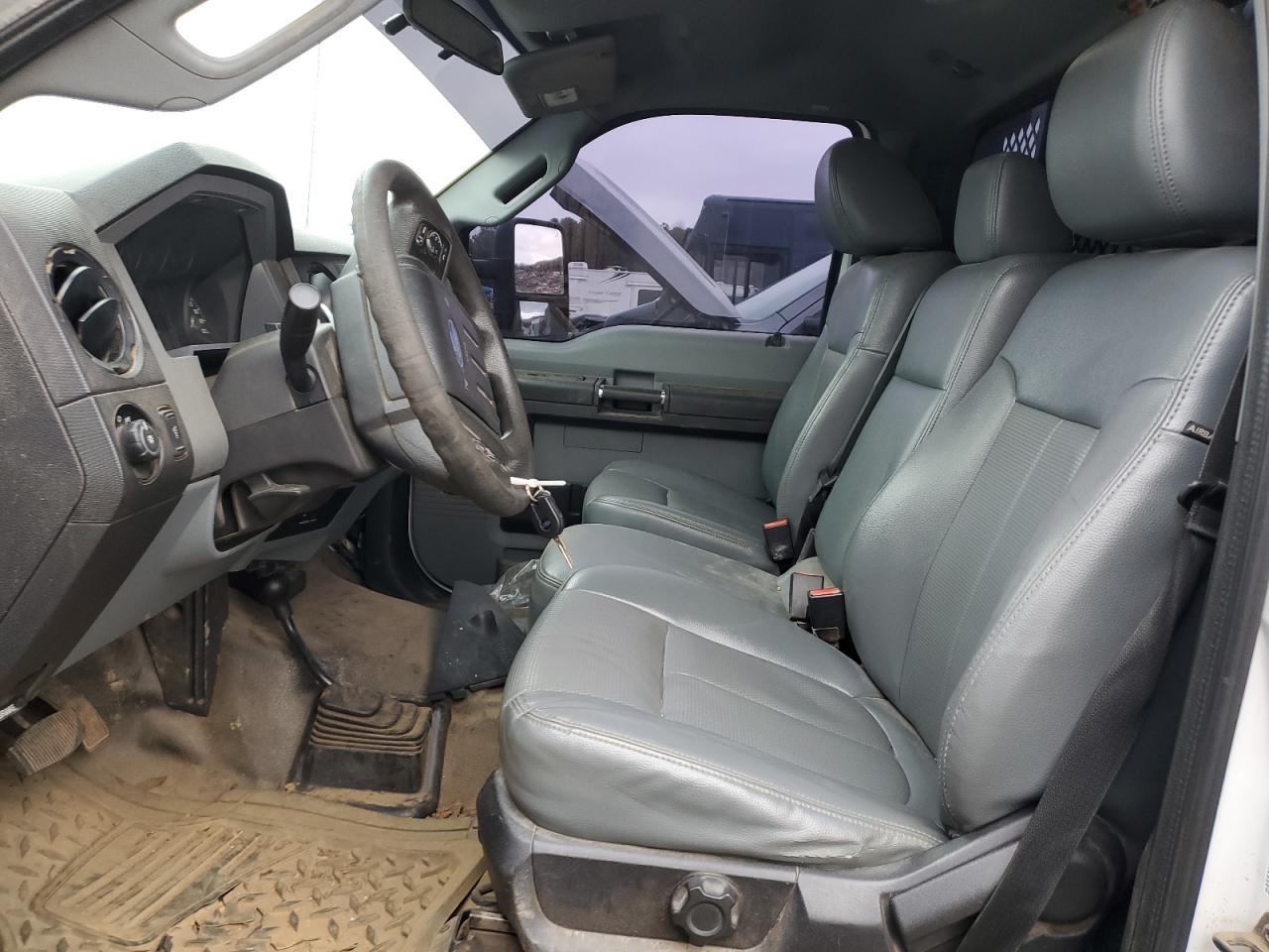 2016 Ford F550 Super Duty - Image 7