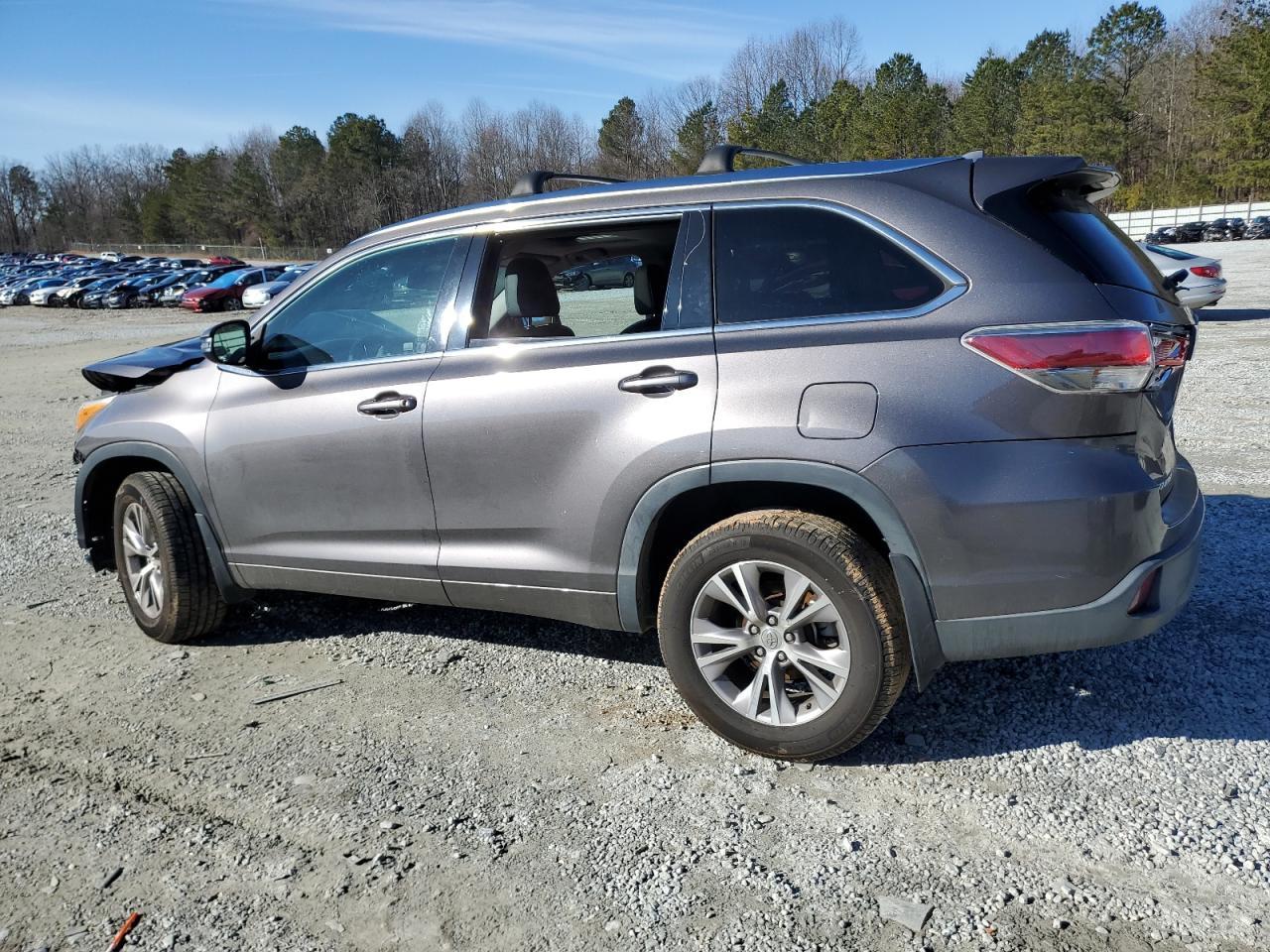 2015 Toyota Highlander Xle - Фото 2