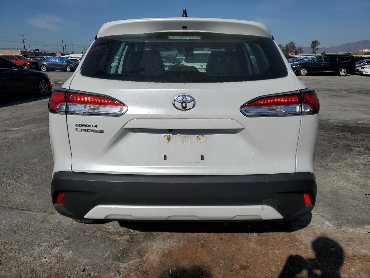 2023 Toyota Corolla Cross L - Фото 6