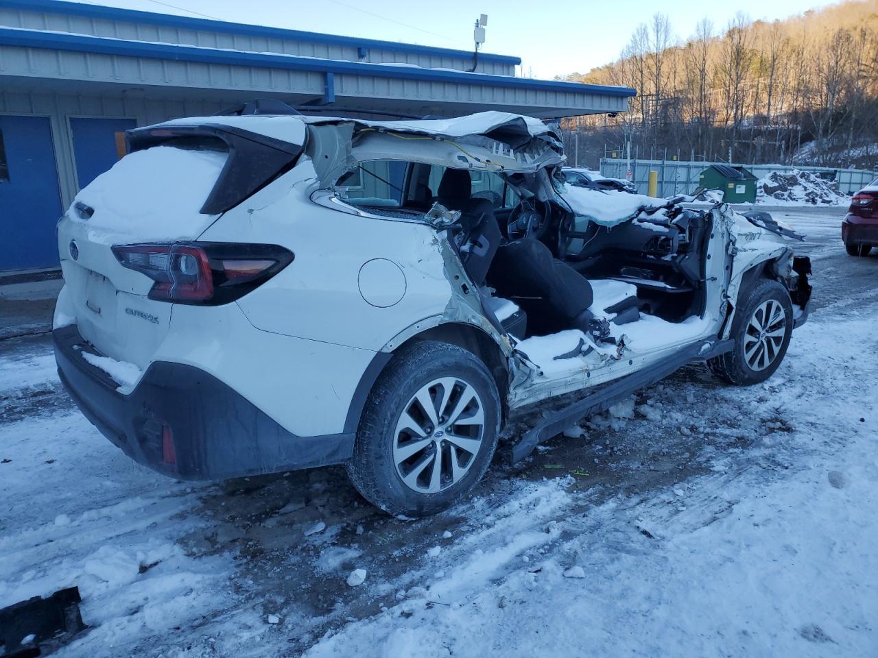 2020 Subaru Outback - Фото 3