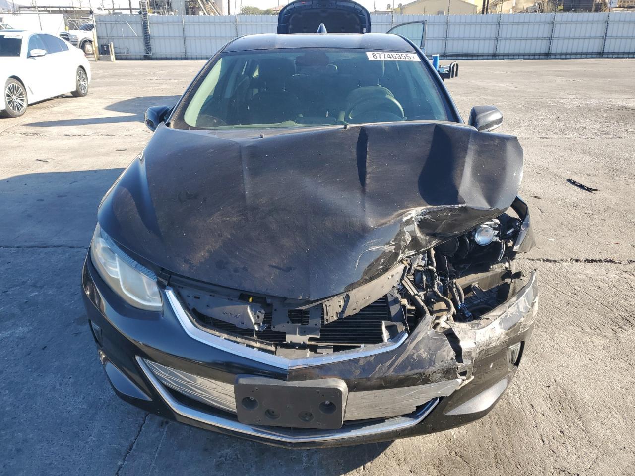 2018 Chevrolet Volt Lt - Image 5