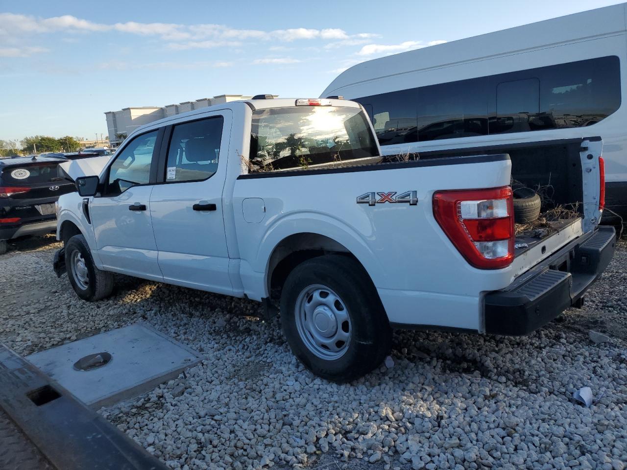 2022 Ford F150 Supercrew - Image 2