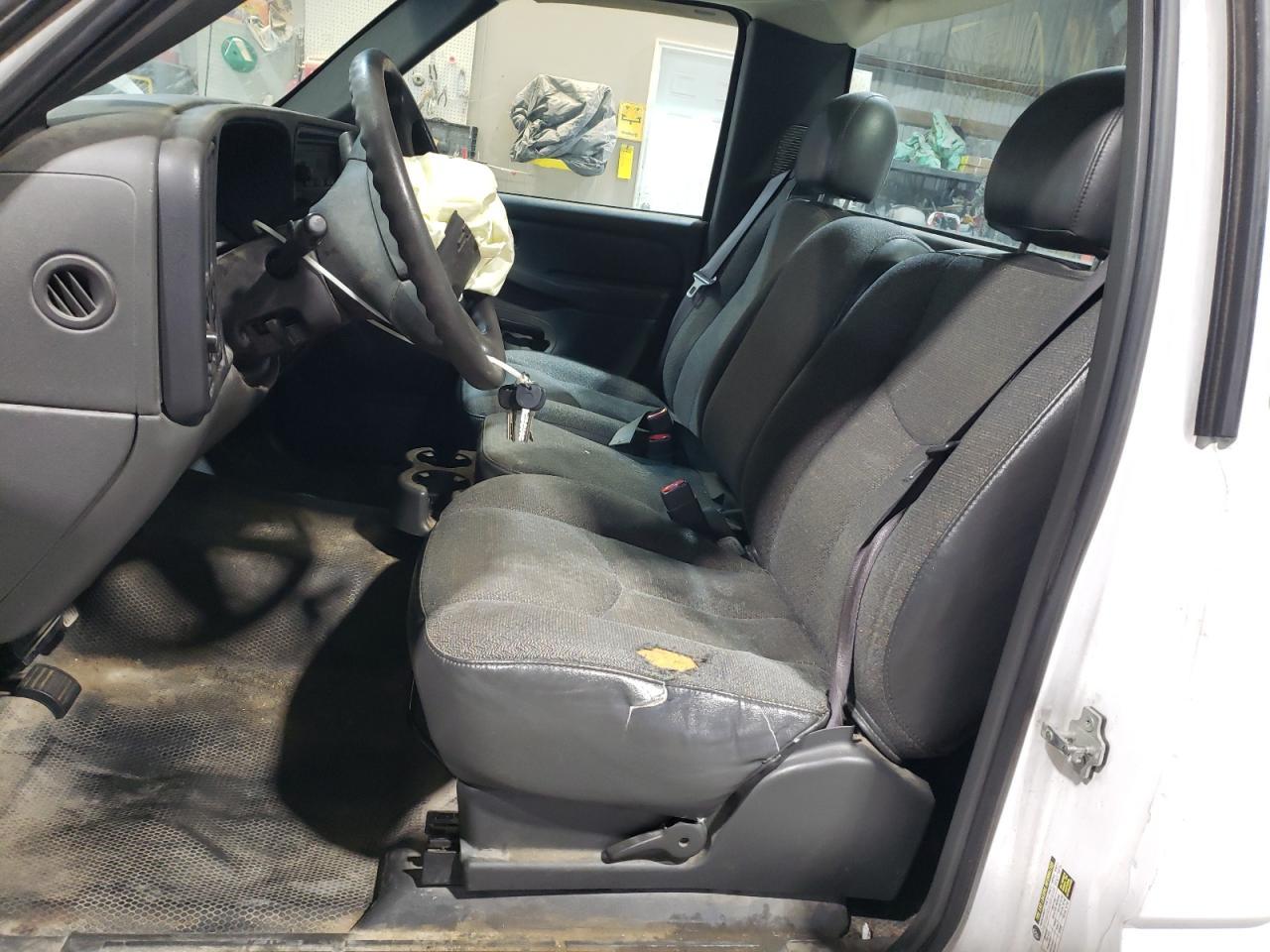 2006 Chevrolet Silverado C1500 - Image 7