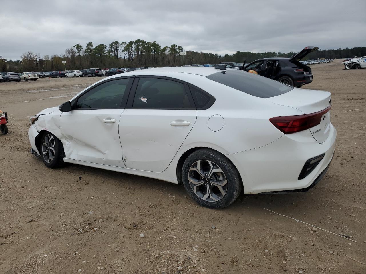 2021 Kia Forte Fe - Фото 2