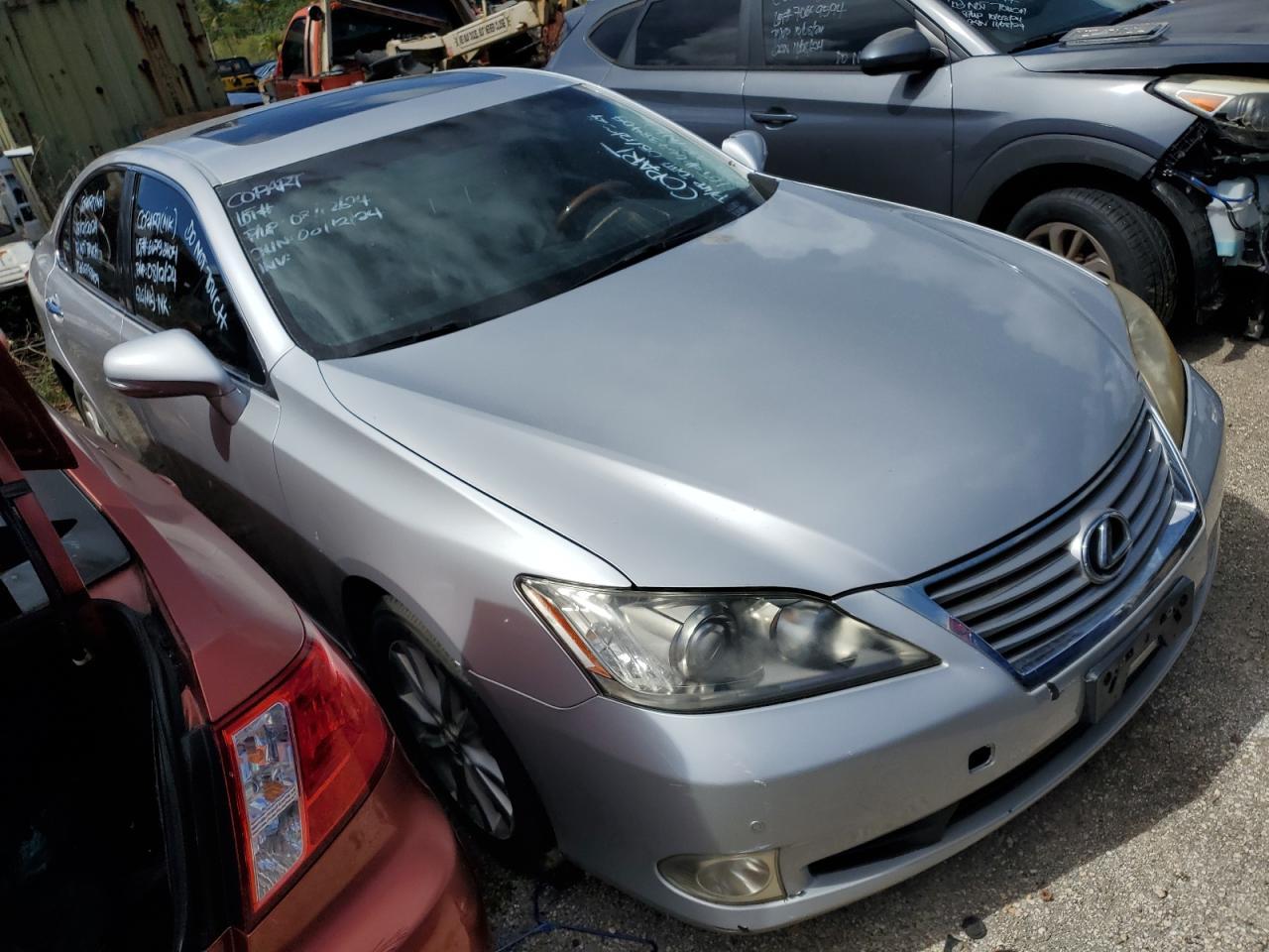 2011 Lexus Es 350 - Фото 4