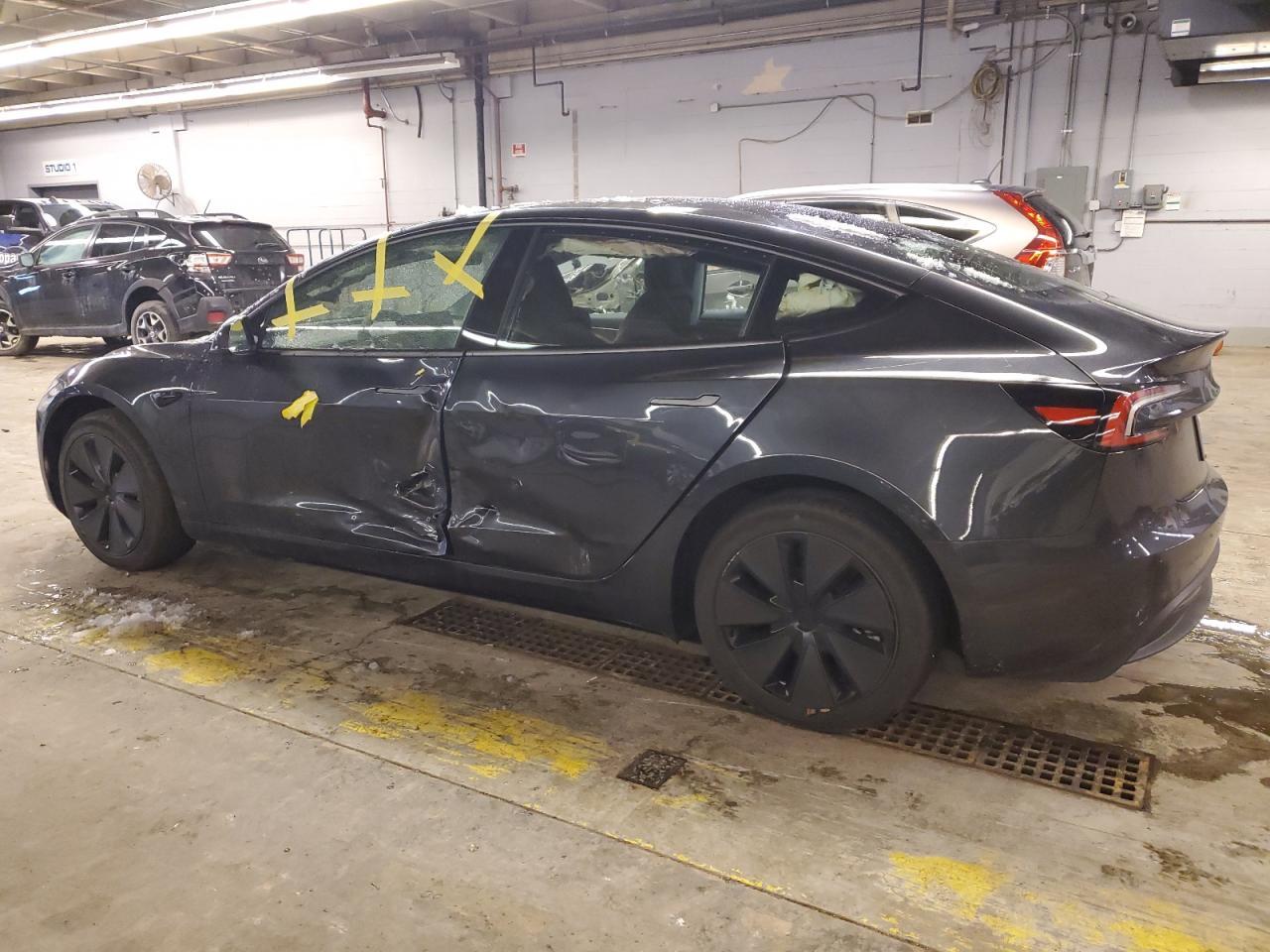 2024 Tesla Model 3 - Image 2