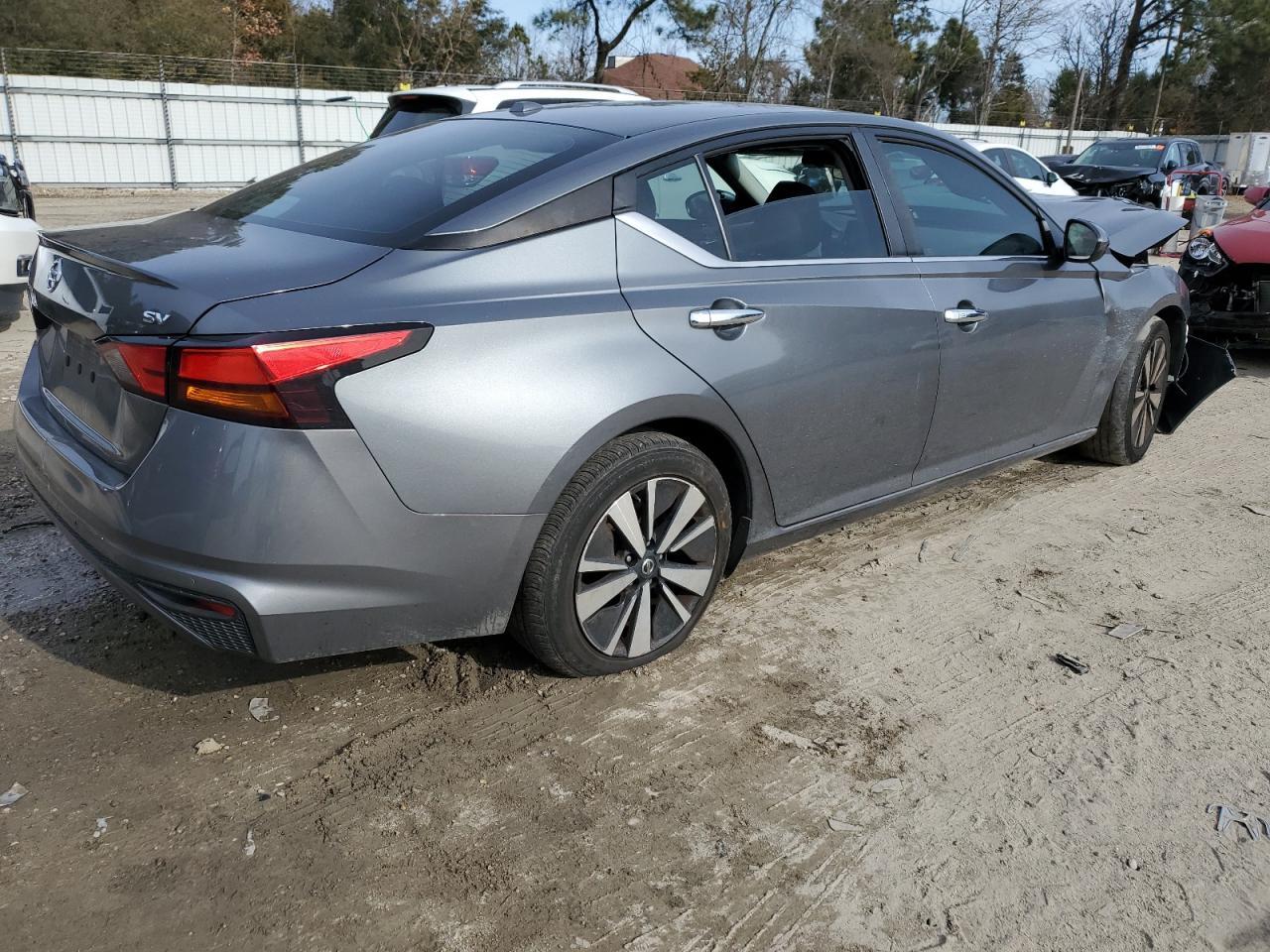 2021 Nissan Altima Sv - Фото 3