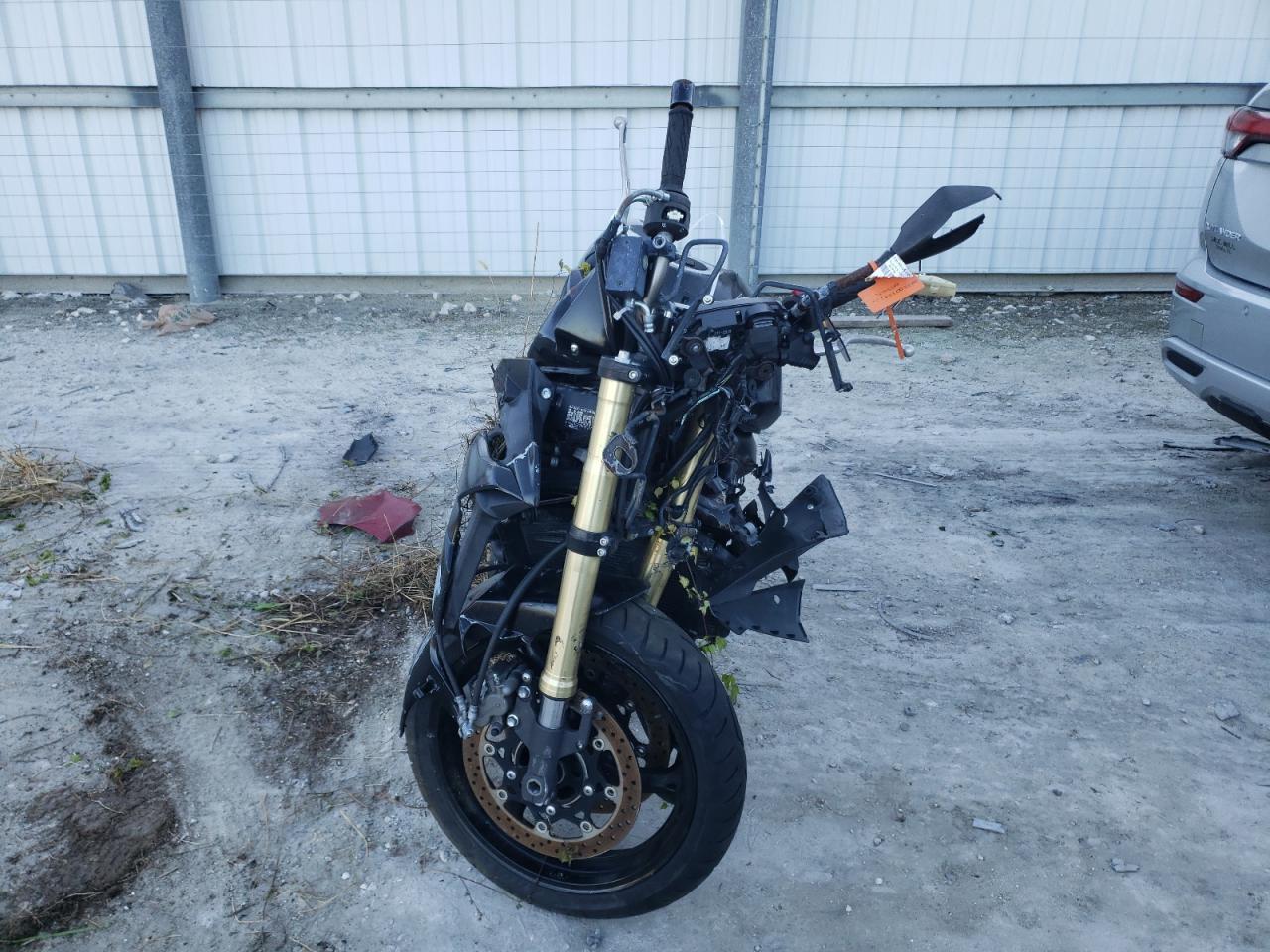 2015 Suzuki Gsx-S750 - Фото 2