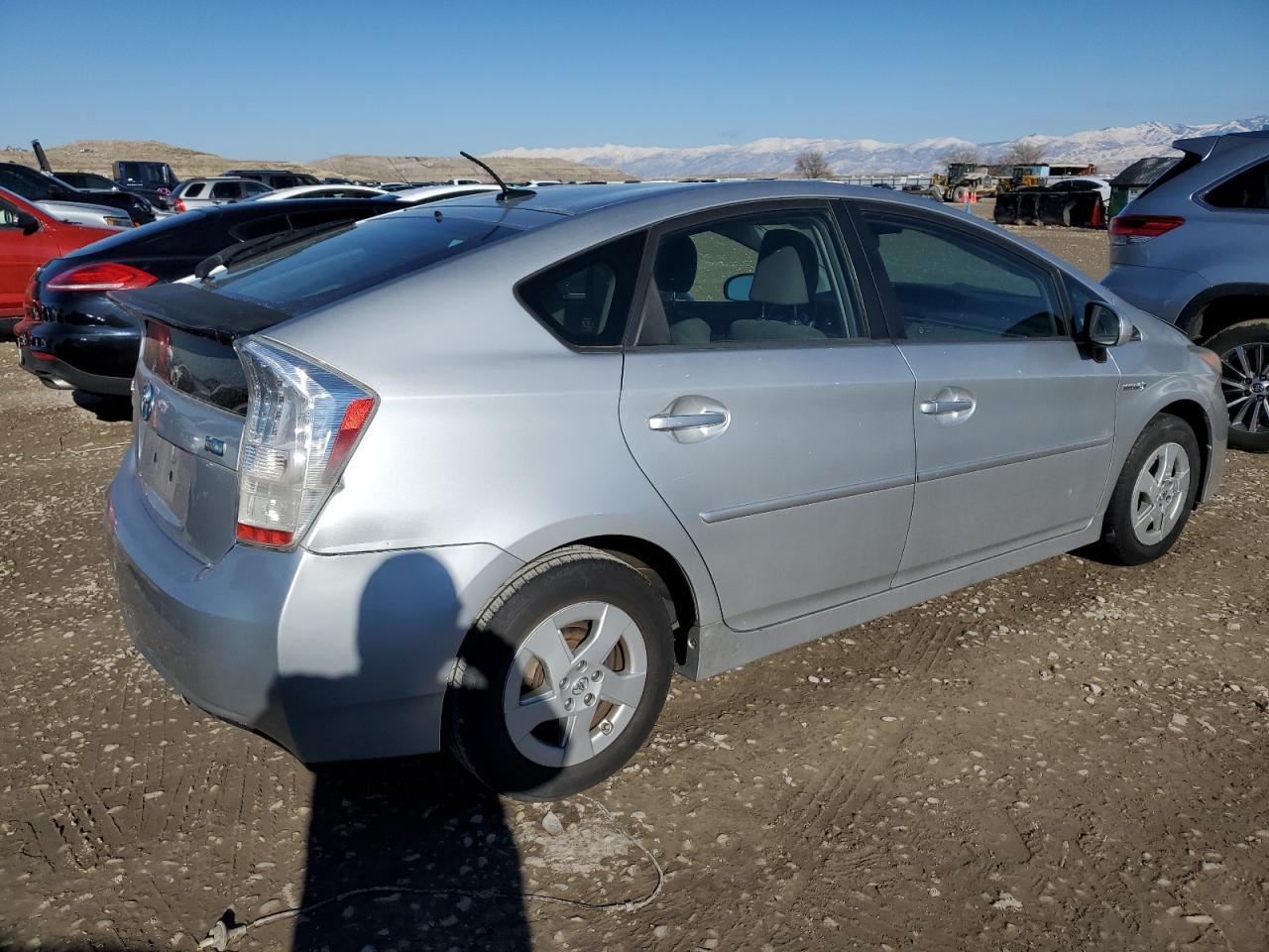 2010 Toyota Prius - Фото 3