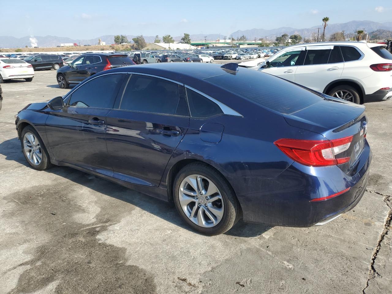 2018 Honda Accord Lx - Фото 2