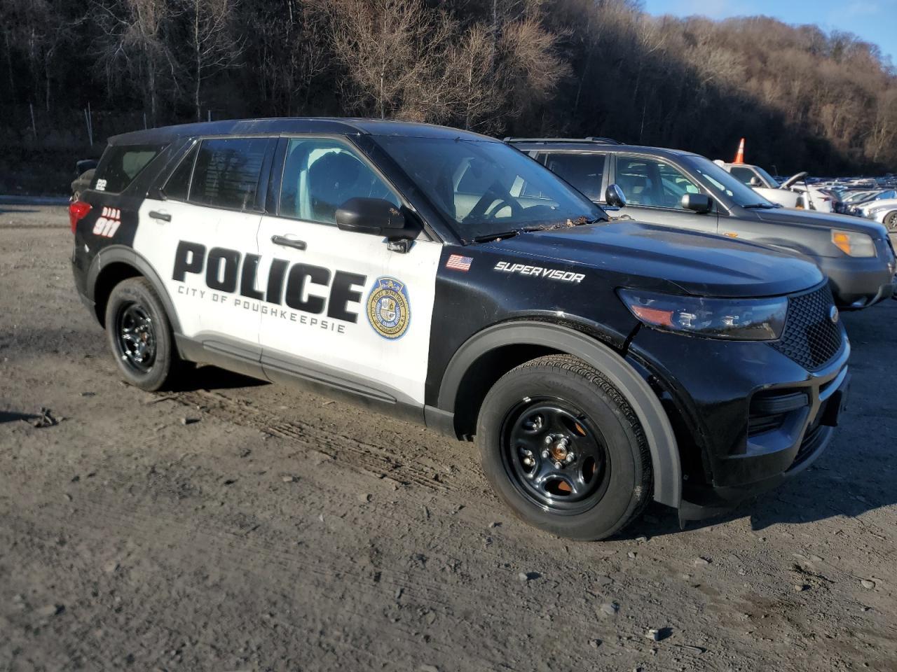 2022 Ford Explorer Police Interceptor - Image 4