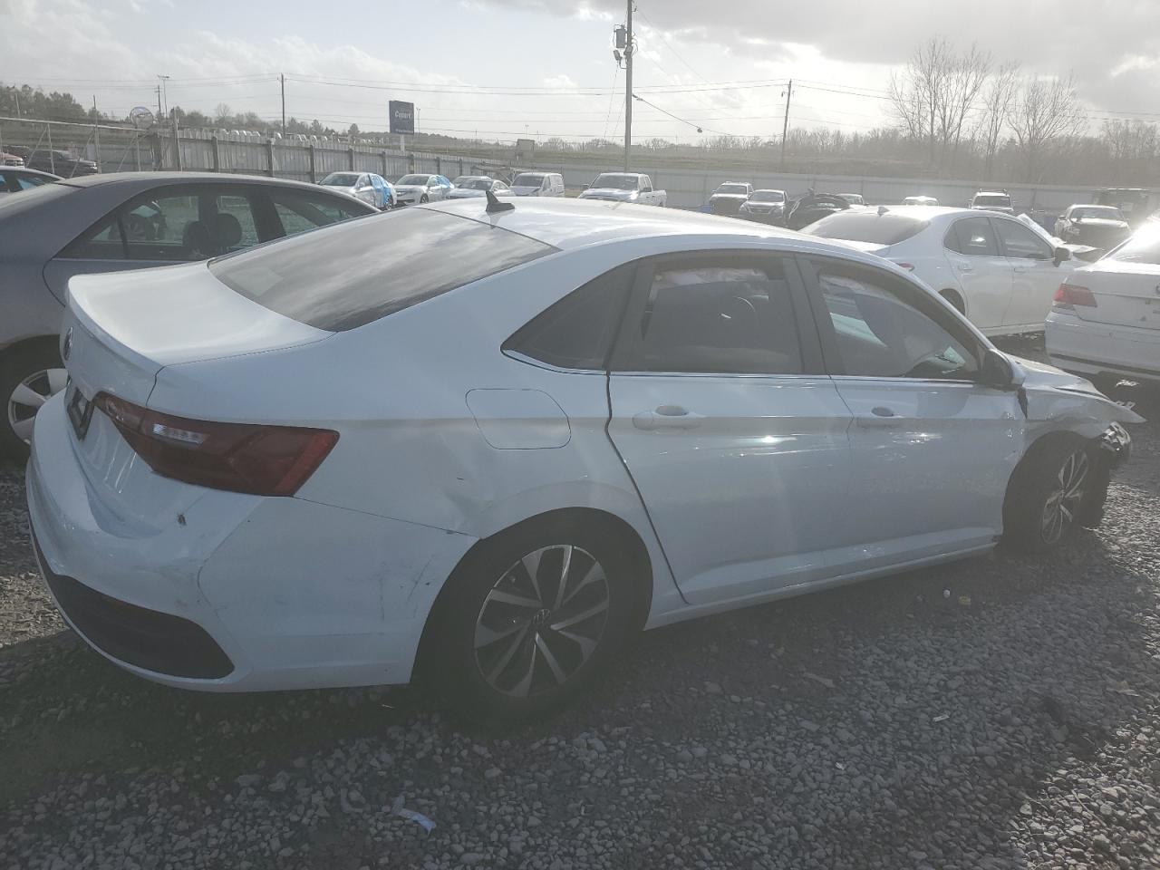 2024 Volkswagen Jetta S - Фото 3