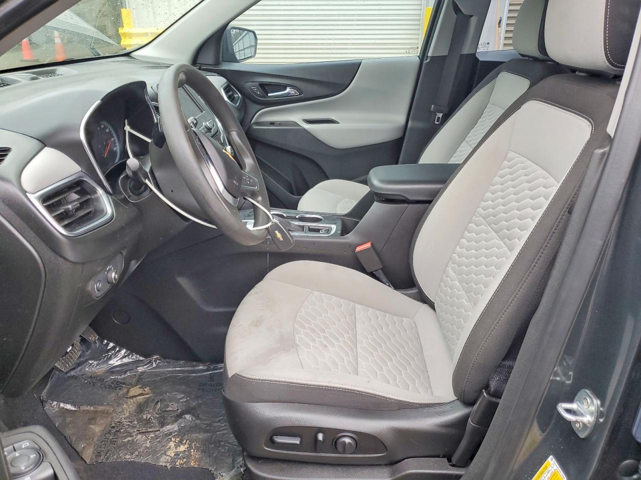 2021 Chevrolet Equinox - Image 7