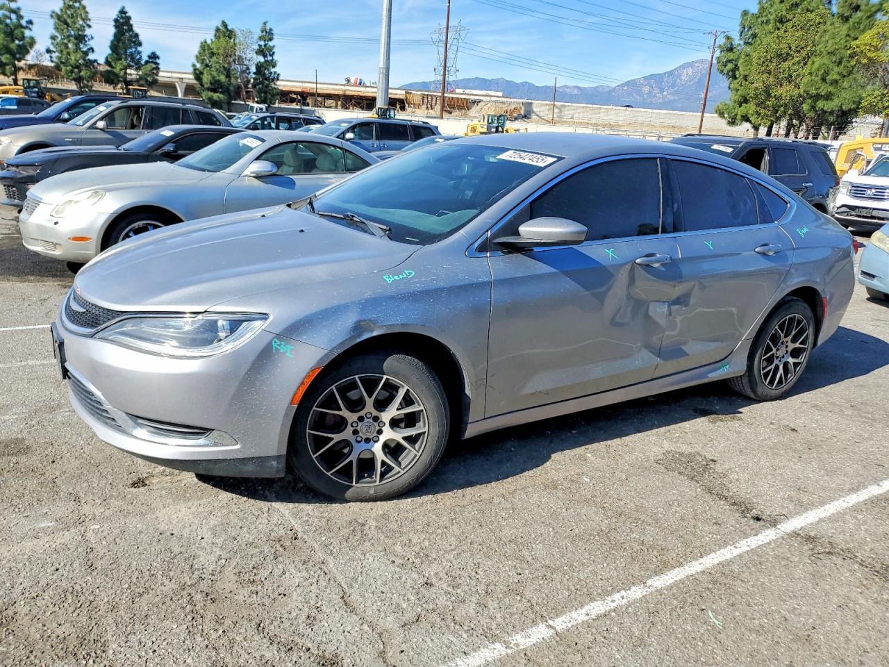 2015 Chrysler 200 Limited