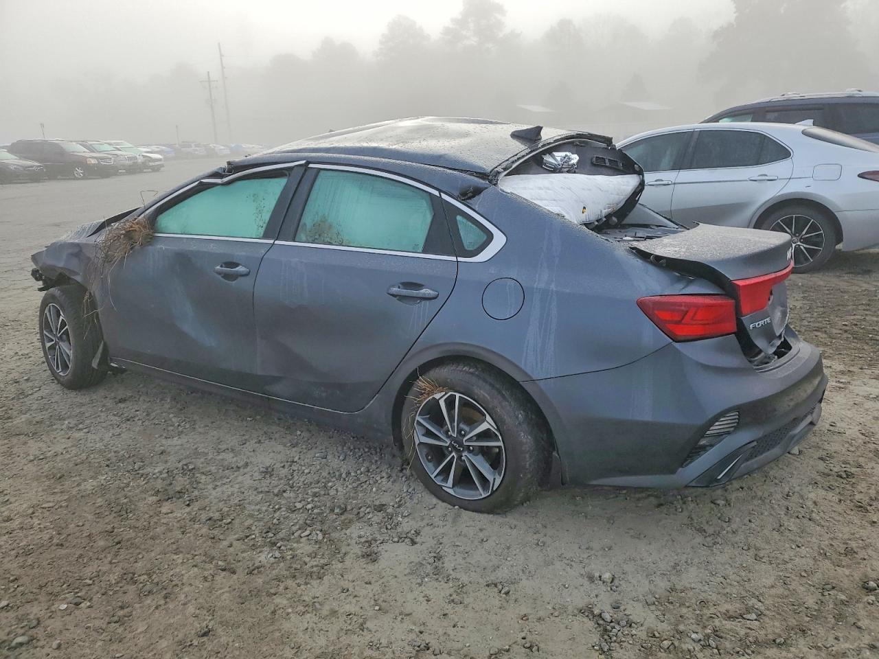 2023 Kia Forte - Фото 2