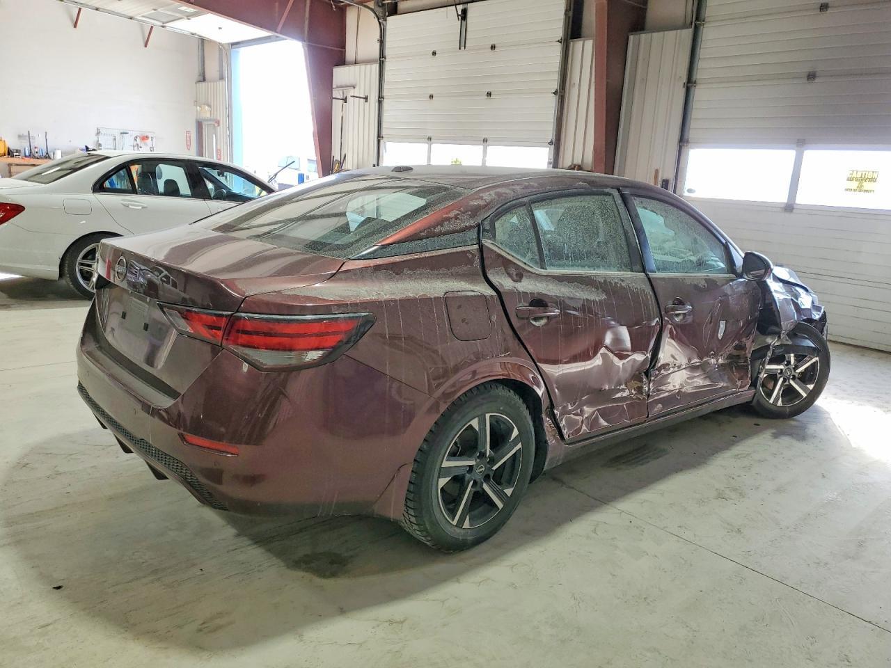 2025 Nissan Sentra Sv - Image 3