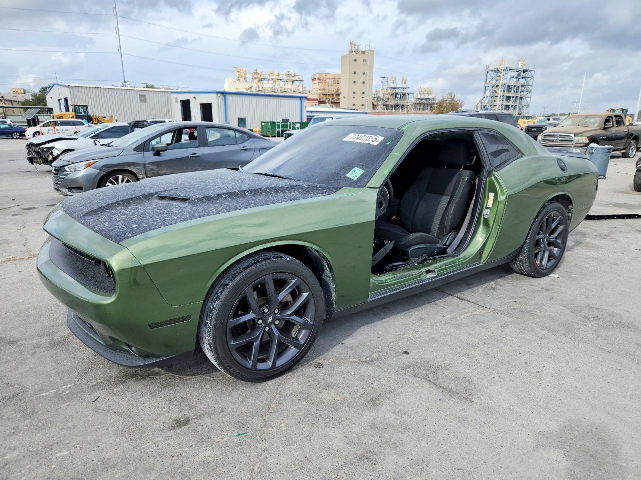 2022 Dodge Challenger Sxt