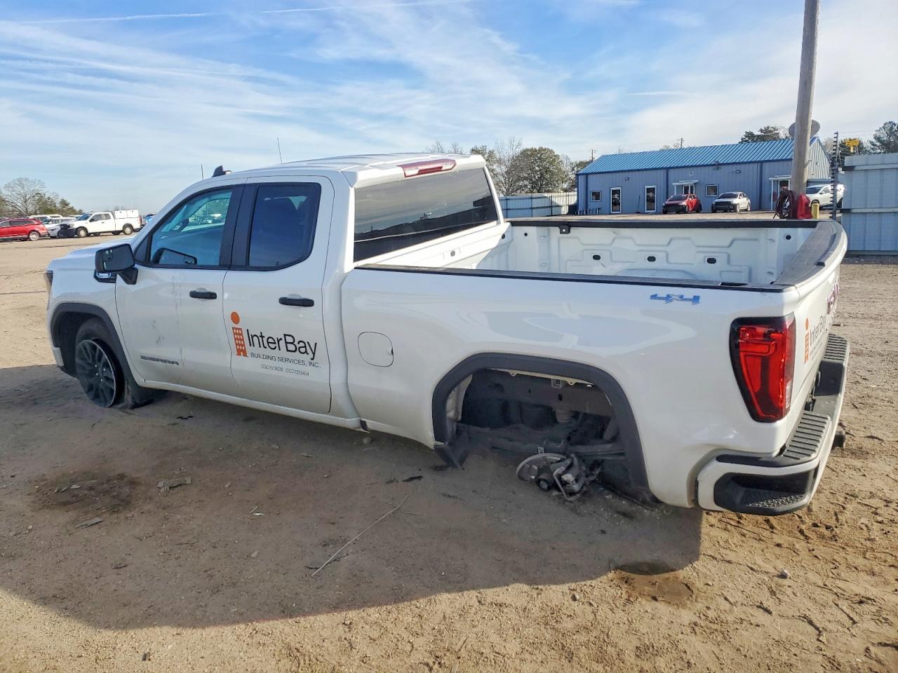 2025 GMC Sierra K1500 - Фото 2