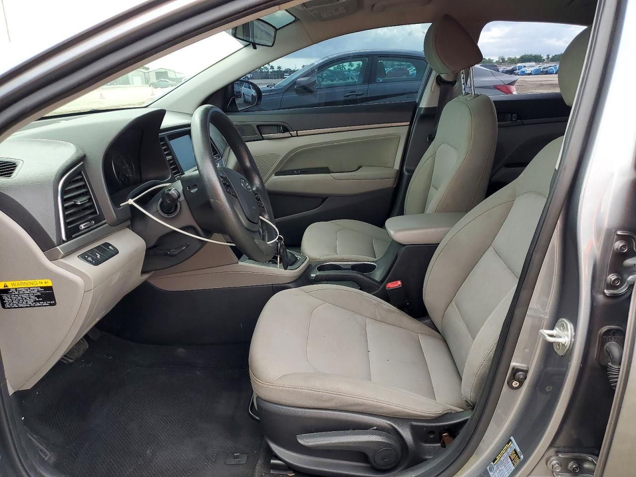 2018 Hyundai Elantra Sel - Фото 7