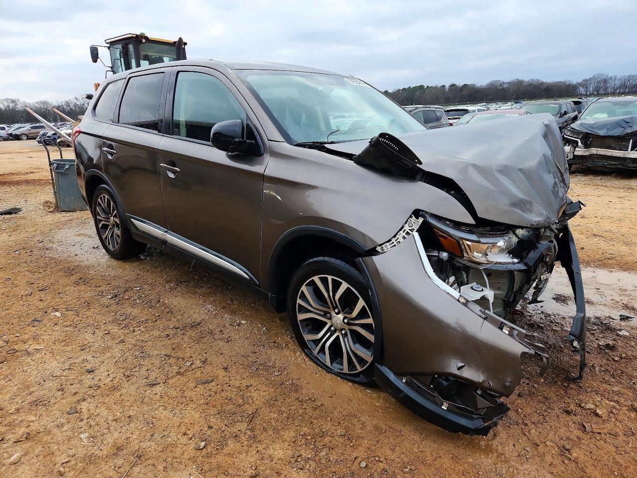 2018 Mitsubishi Outlander Es - Image 4