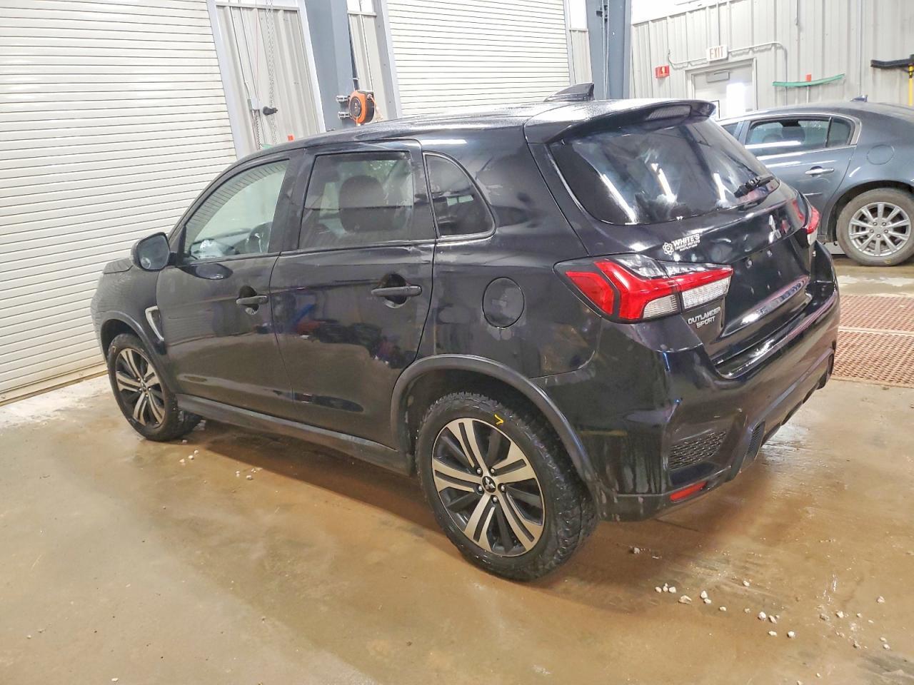2020 Mitsubishi Outlander Sport Es - Image 2