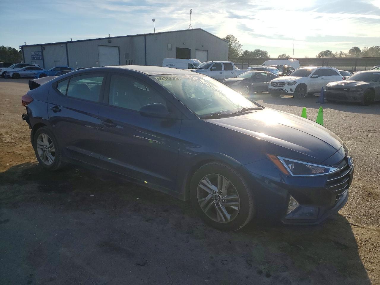 2020 Hyundai Elantra Sel - Фото 4
