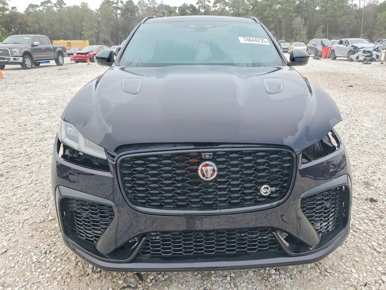 2023 Jaguar F-Pace Svr - Image 5