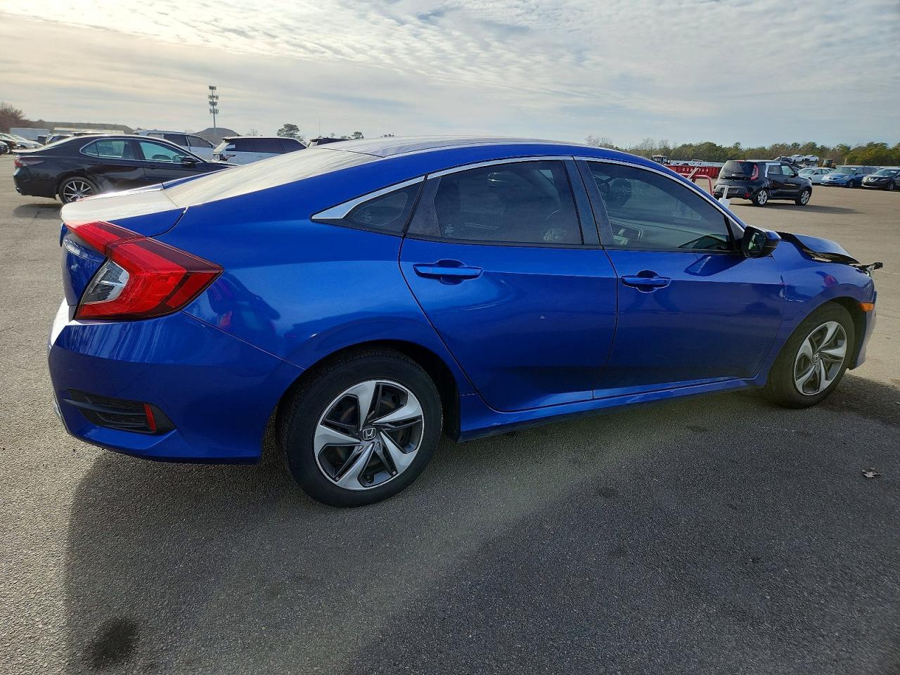 2019 Honda Civic Lx - Image 3