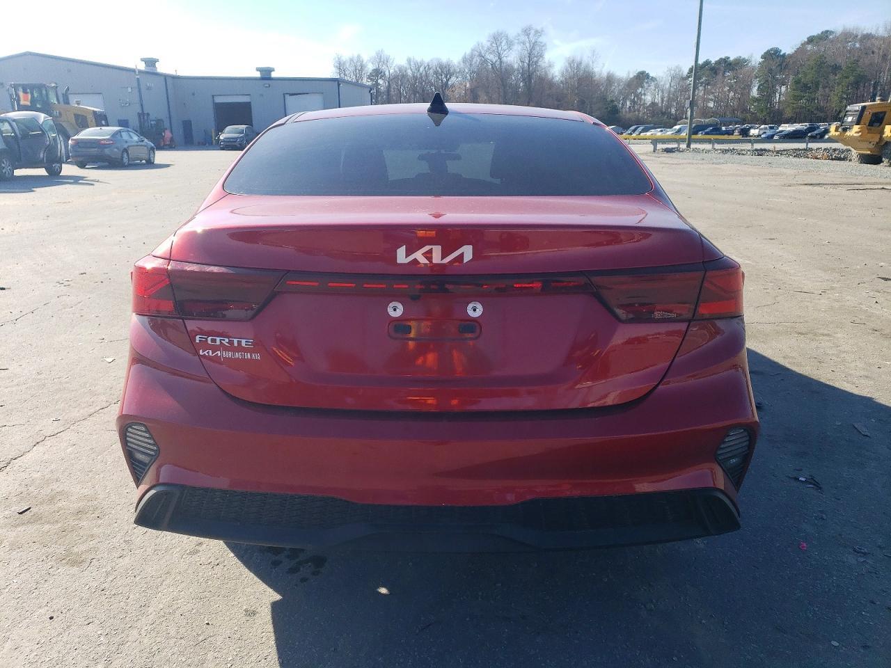 2024 Kia Forte Lx - Image 6