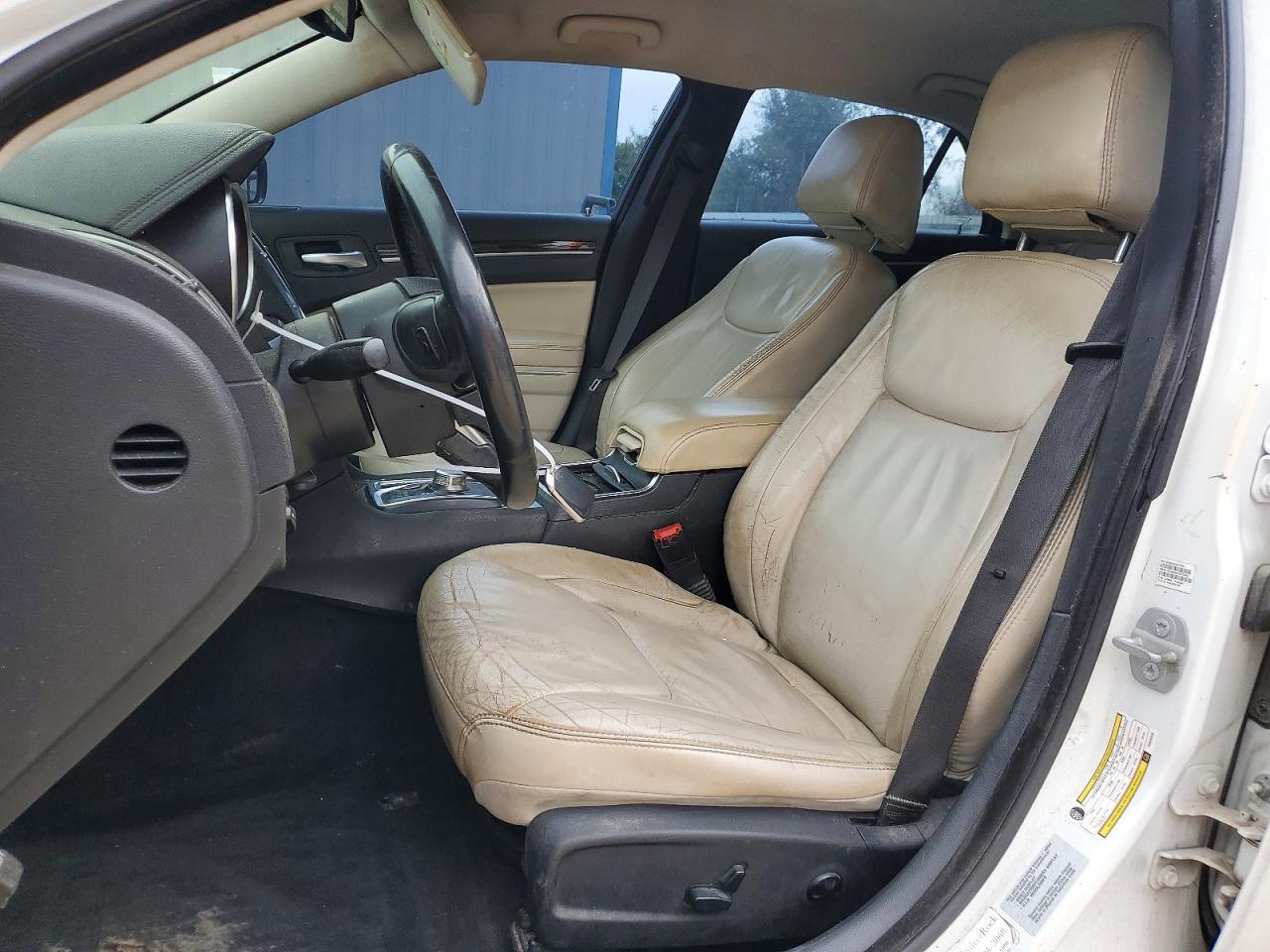 2015 Chrysler 300 Limited - Фото 7