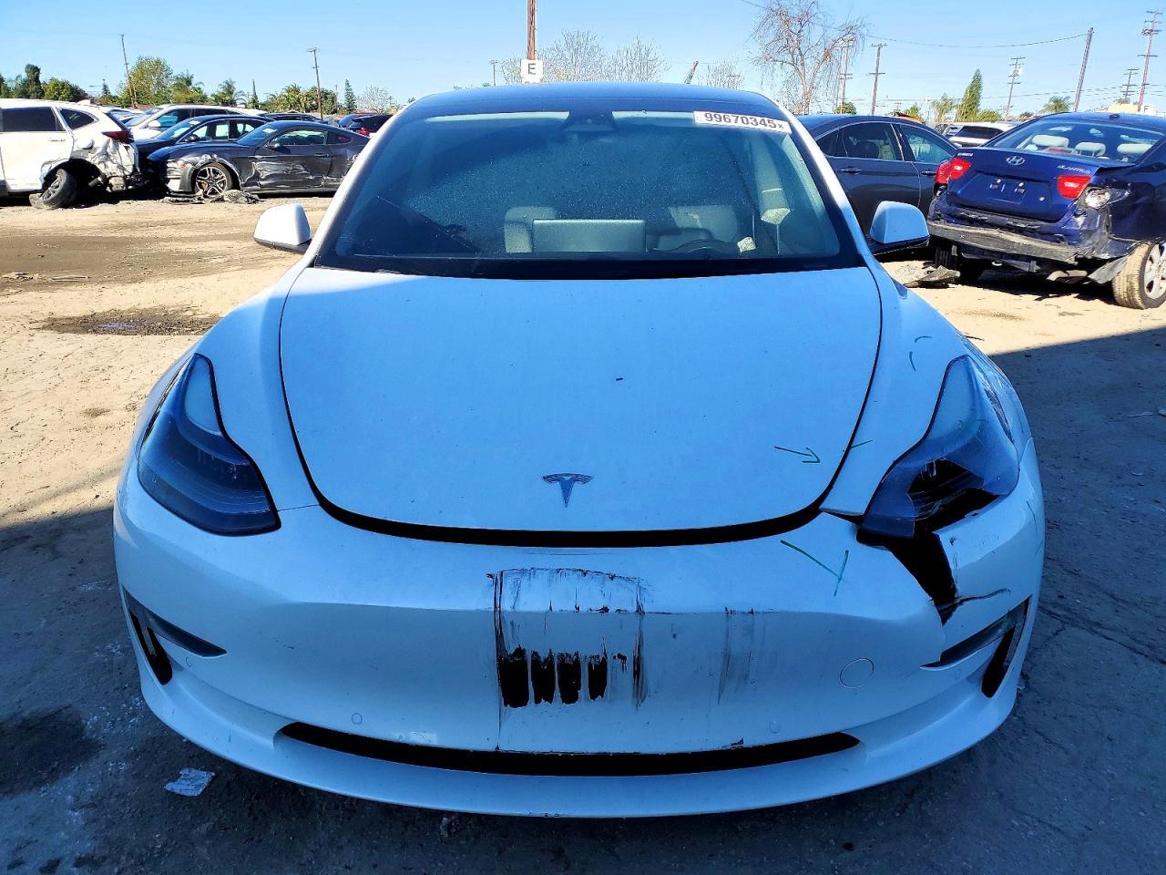 2022 Tesla Model 3 - Image 5