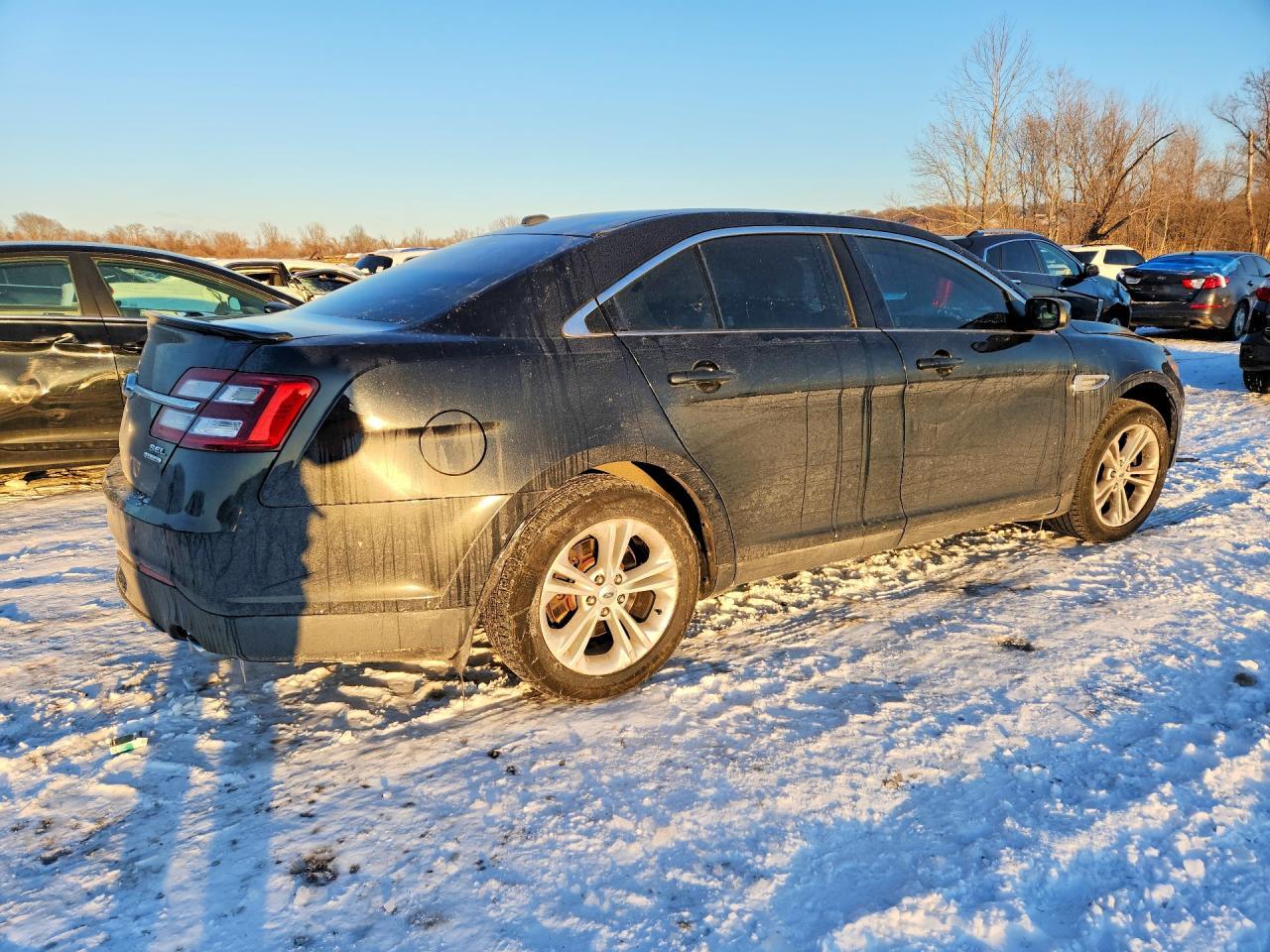 2015 Ford Taurus Sel - Фото 3