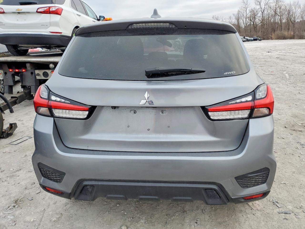 2022 Mitsubishi Outlander Sport Es - Image 6