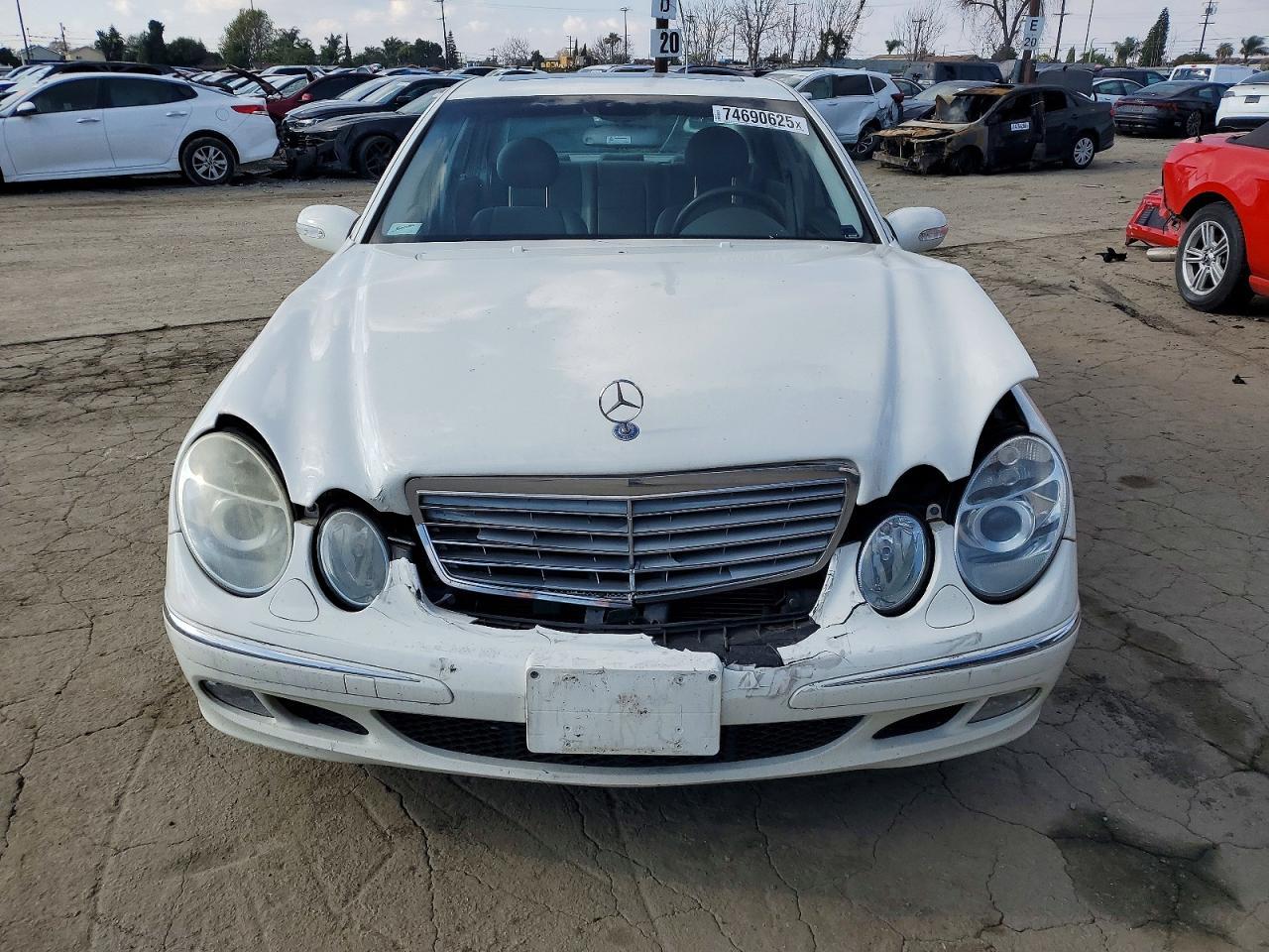 2004 Mercedes-Benz E 500 - Фото 5