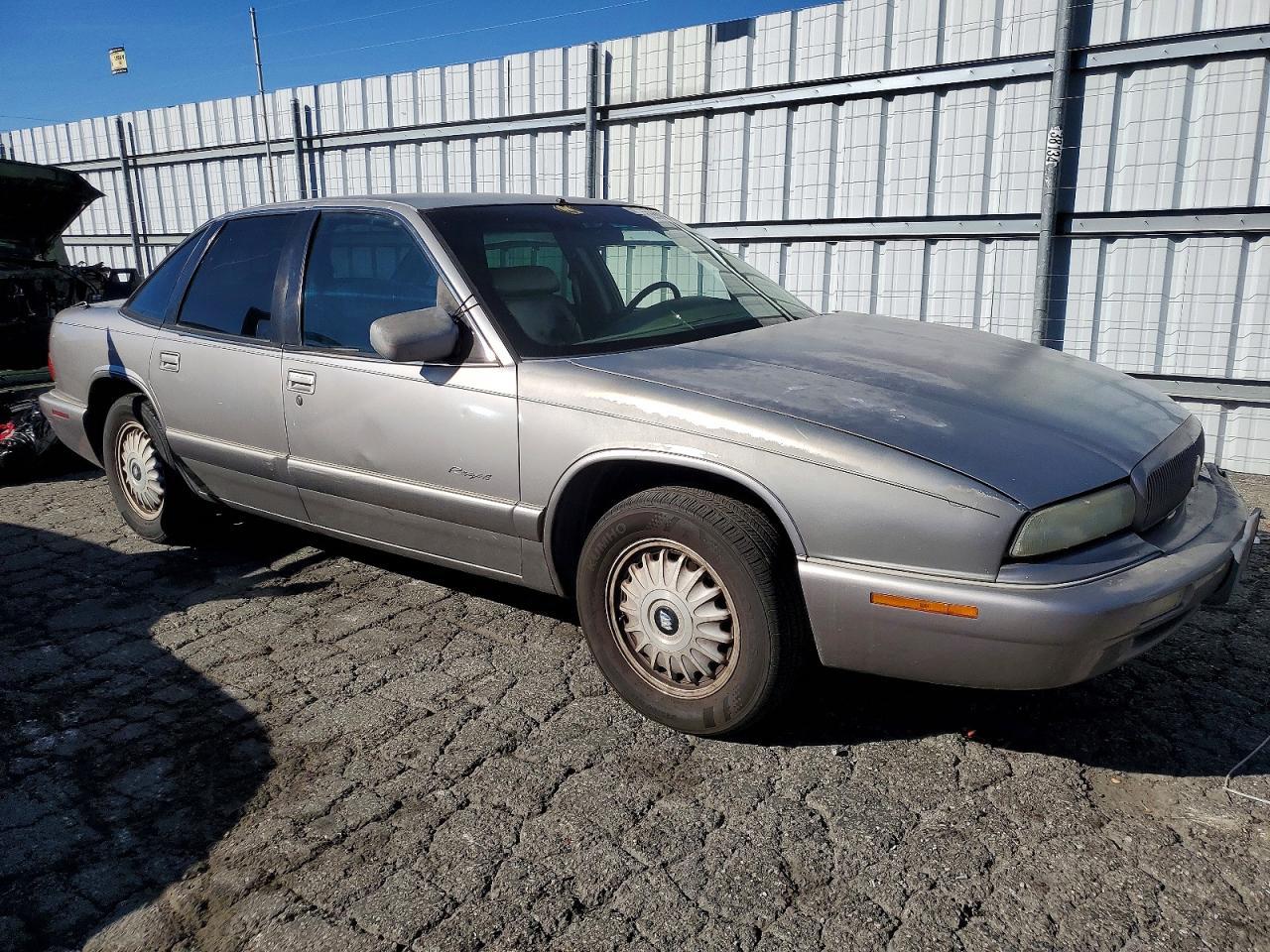 1996 Buick Regal Custom - Image 4