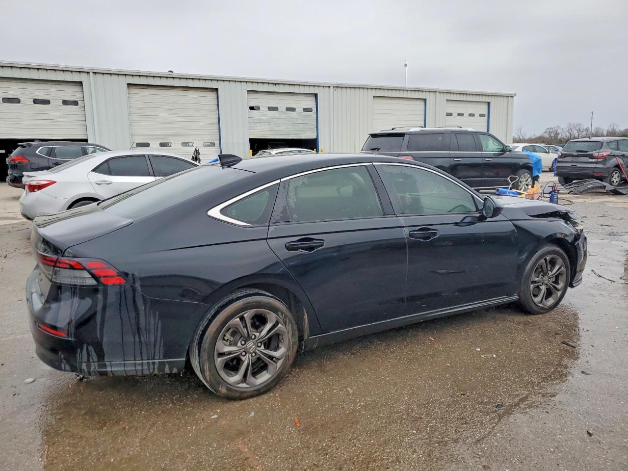 2023 Honda Accord Ex - Image 3