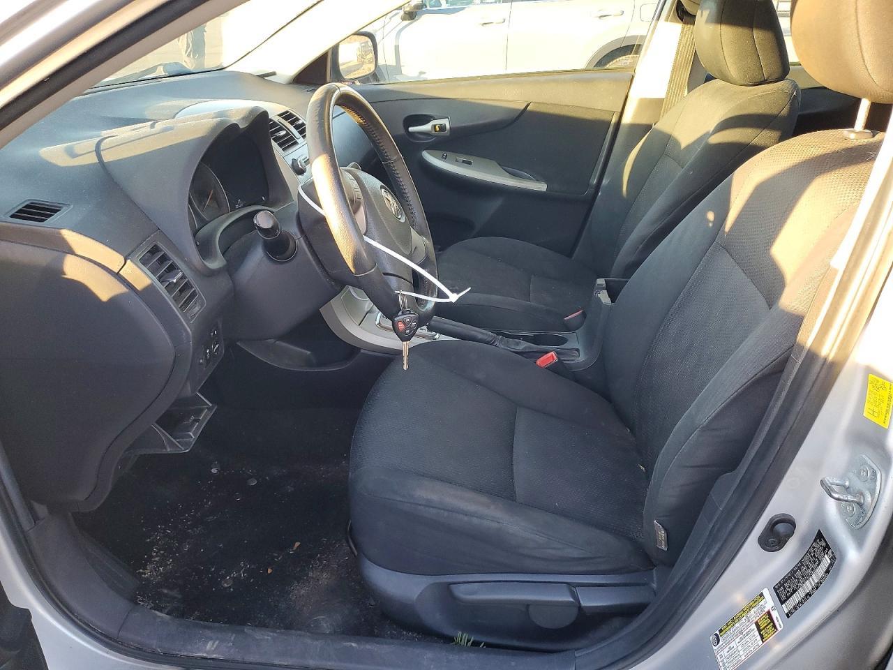 2010 Toyota Corolla - Фото 7