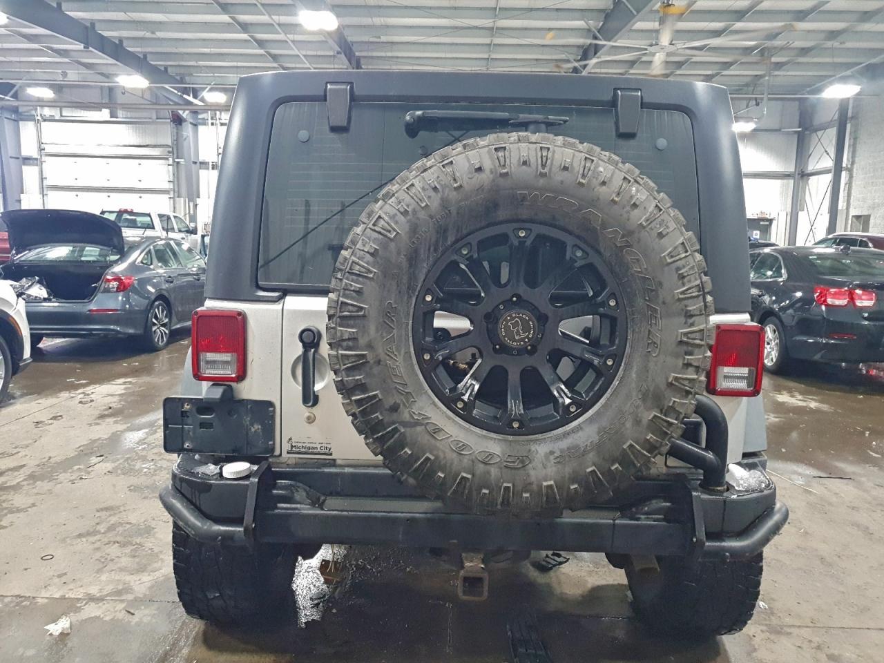 2012 Jeep Wrangler Unlimited Sport - Фото 6